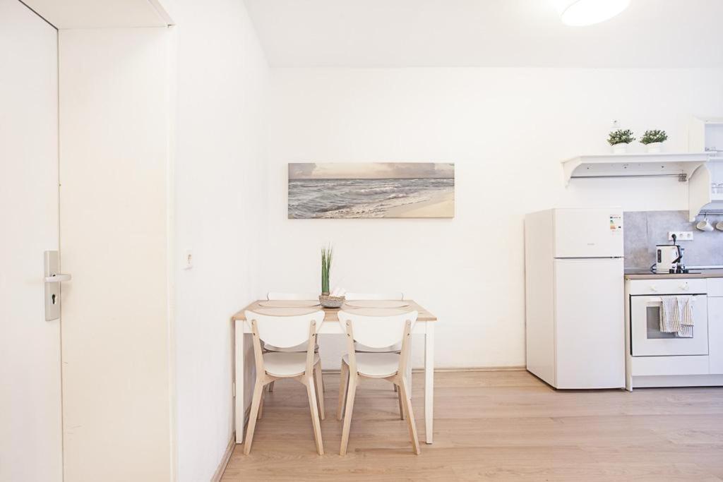 Apartment Tm *